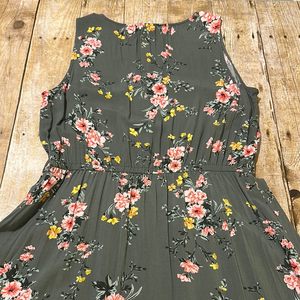 Old Navy Olive Green Floral Midi Dress with Pink & Yellow Flowers - Picture 6 of 7